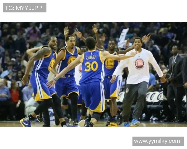 2016年NBA西部决赛第六场勇士对雷霆精彩数据分析与比赛回顾