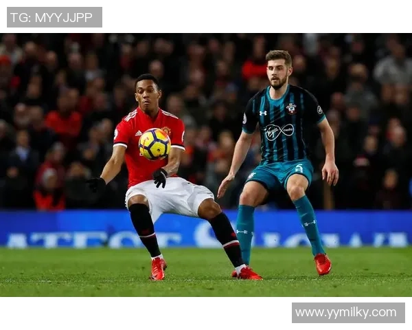 曼联与阿森纳2020年第七轮激战回顾与精彩瞬间分析